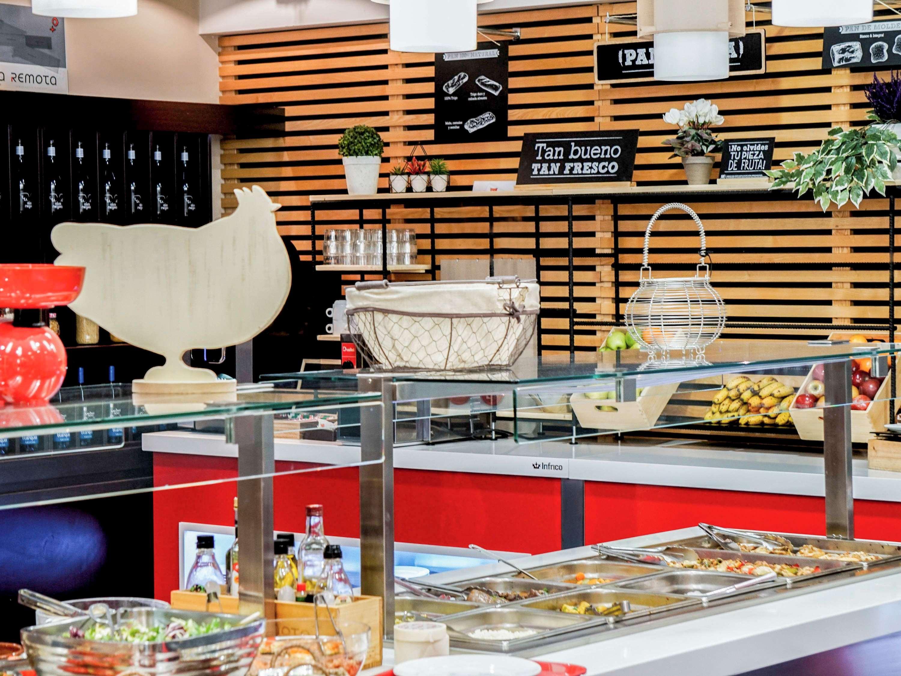 Ibis Girona Otel Dış mekan fotoğraf