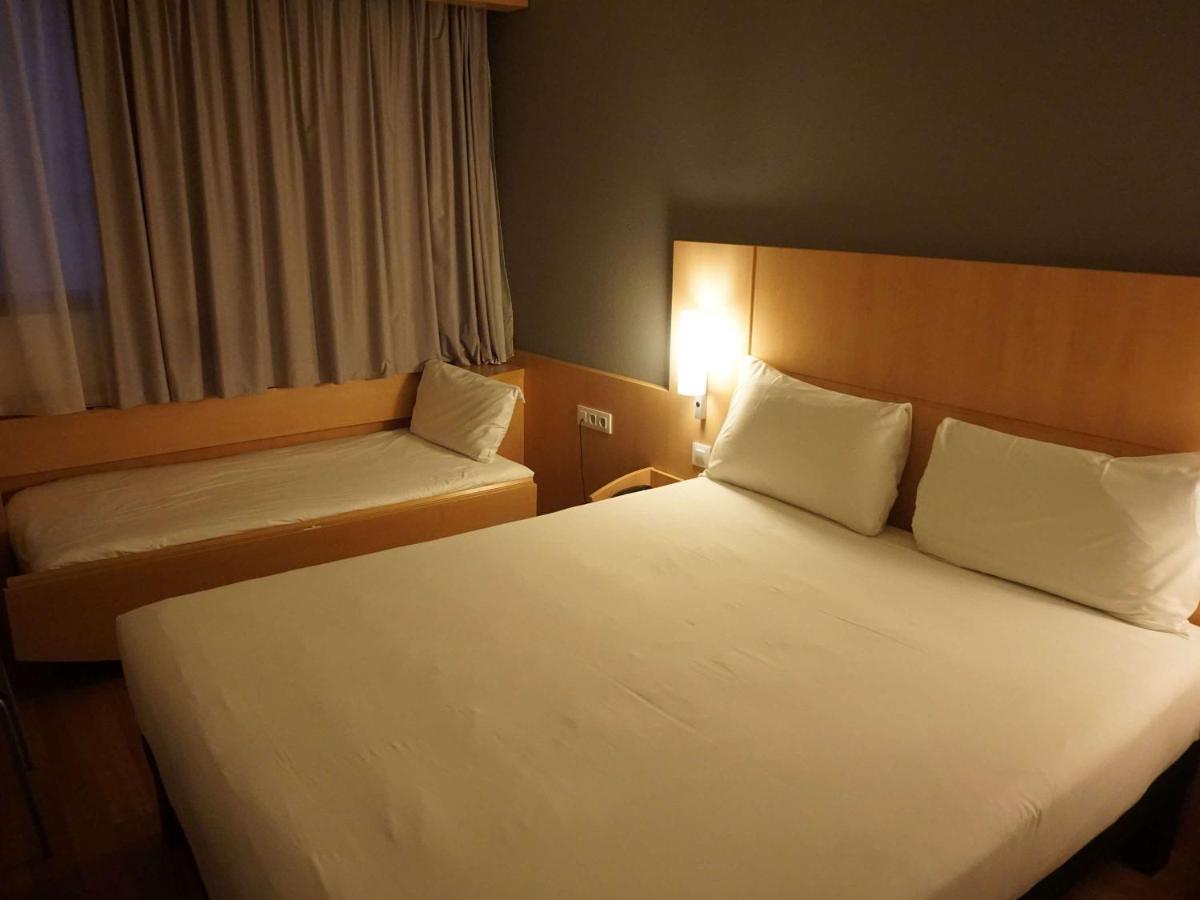 Ibis Girona Otel Dış mekan fotoğraf