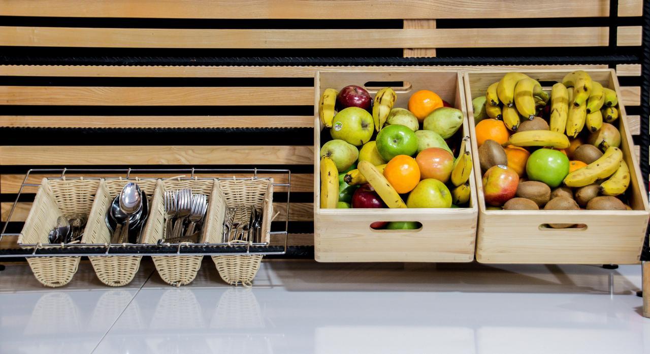 Ibis Girona Otel Dış mekan fotoğraf